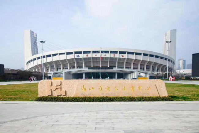 含紧一点h边做边走动免费视频